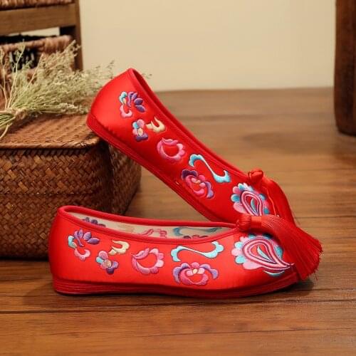 Classic Bride Shoes Hand-embroidered Wedding Shoes Red Xiuhe Shoes Thousand-layer Bottom Chinese Style Zapatos De Mujer