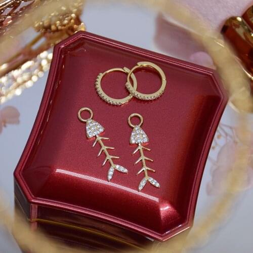 New Product Luxury 14k Gold Super Flash Cubic Zirconia Fish Bone Design Trend Ear Buckle Two Earrings Ladies Accessories Jewelry