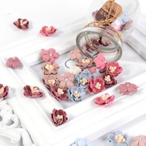 50/100pcs Mini Daisy DIY Shoes & Hats Artificial Flower Heads Small Stamens For Wedding Gift Box Craft Fake Flowers Home Decor