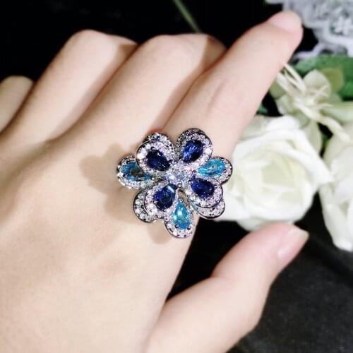 Charm Multi Layer Flower Ring Luxury Inlay Shiny Cubic Zirconia Europe America Fine Jewelry Womens Wedding Party Stud Earrings