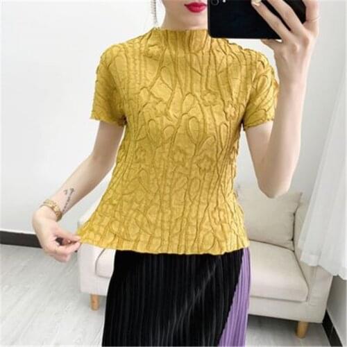 Heavy industry embroidery, quality Miyake pleated top, womens pleated embroidered T-shirt, fashion casual womens clothing