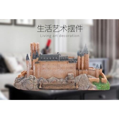 Spain Castle Of Segovia Creative Resin Crafts World Famous Landmark Model Tourism Souvenir Gifts Collection Home Decortion