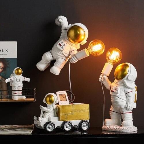 Creative Resin Astronaut Wall Light Kids' Room Decor E27 Spaceman LED Night Light Table Lamp Home Decor Desk Lamp for Bedroom