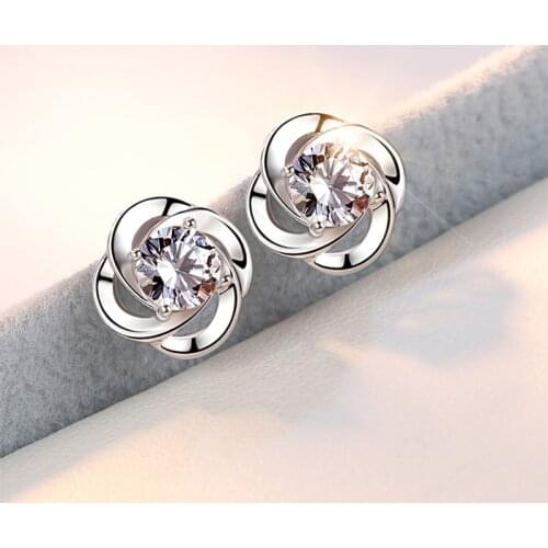 New Fashion Earrings Four-leaf Clover Womens Earrings, A Variety of Personality and Temperament, All-match Earrings Jewelry