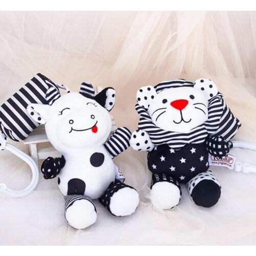 Bite-Free Soft Animal Bell Rattle for Baby Black & White Eye Sensing Interactive Car Seat Toy Rattle Crib Squeaker Doll