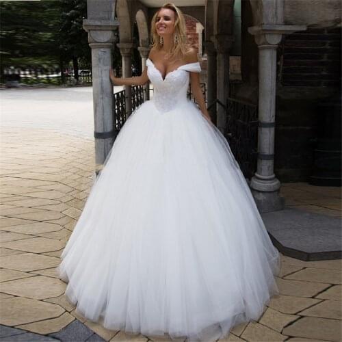 2020 Sheer Tulle Ball Wedding Dresses Appliques Lace Bridal Gowns Modest Customized Robe De Mariage Plus Size