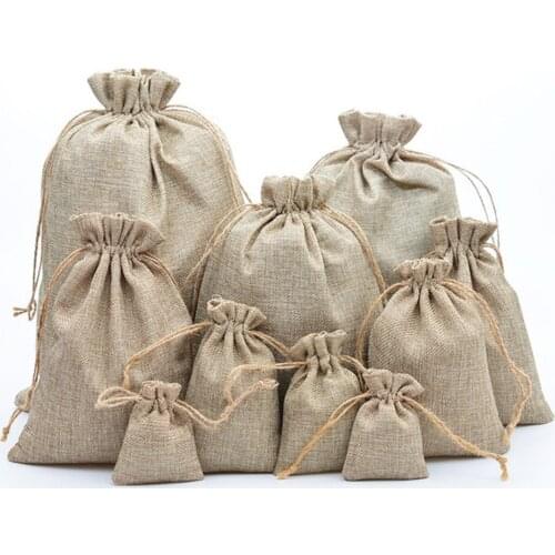Burlap Gift Storage Bags with Hemp Rope,Wedding Party and DIY Craft Packing,Favor Jewelry Pouches with Drawstring for Christmas