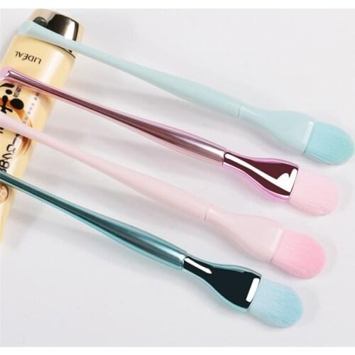 New One Piece Soft Micro Crystallites Fur Electroplated Foundation Cosmetic Makeup Brush E840