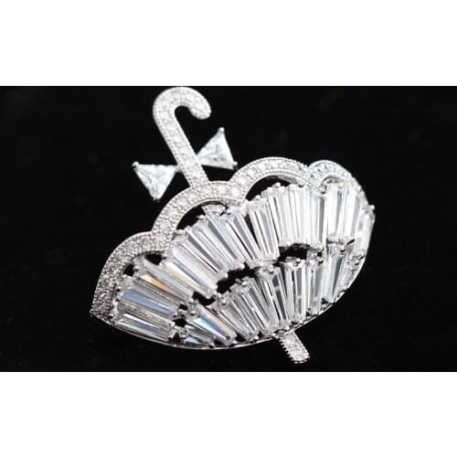 Hot sale umbrella Brooch Fashion Brooch womens fashion temperament personality creative clothing pin accessories