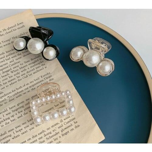Fashion Pearl Hairpin for Women Vinatge Hair Claw Girl Cute Headdress