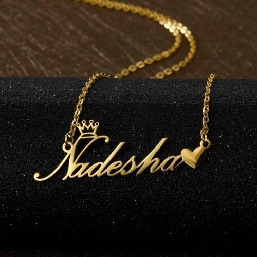 Custom Personalized Fashion Stainless Steel Name Necklaces for Women Customized Crown Pattern Nameplate Pendant Necklace Jewelry