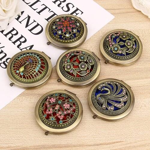 CASHOU56 Makeup Mirror Compact New Cute Folding Pocket Mirror Round Compact Double-sided Vintage Hollow Makeup Mirrors for