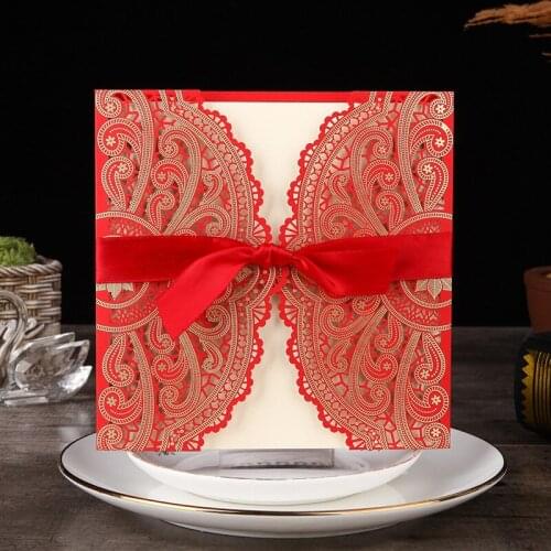 50pcs Luxury Laser Cut Wedding Invitations Customized Greeting Cards Birthday Party Wedding Cards Invitation with Envelopes