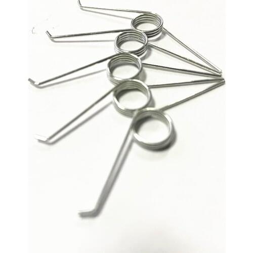 FINEWE 100pcs/lot Garbage Can Adjustable 0.7mm Stainless Steel 304 135 Degree Torsion Spring Factory Custom