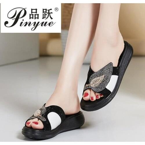 Women sandals 2020 fashion summer new genuine Leather women slippers Ladies Casual Beach Wedges Shoes Flats Sandals