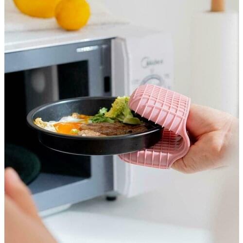 Special Microwave Oven Baking Tools For High Temperature Resistant And Anti Scalding Anti-slip Oven Of Silicone Insulated Gloves