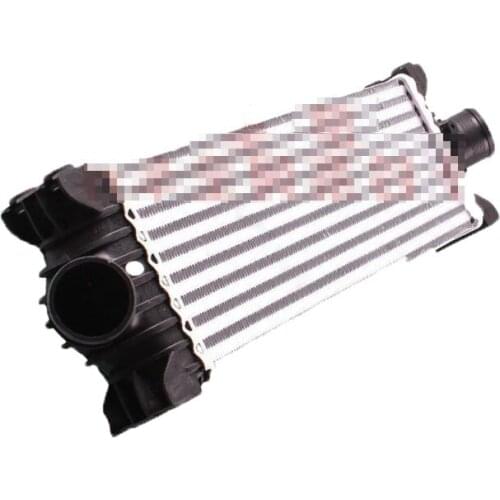 CAR Engine Intercooler 2.2L Displacement Short Shaft Intercooler For dMo nd eoT ran sit Water Tank Radiator Condenser