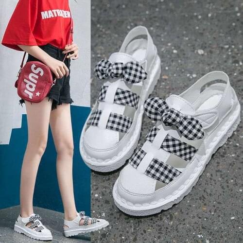 Summer 2021 New Bag-head Sandals Female Flat-bottomed Student Bow Roman Shoes Open Toe Shoes Rivet Sandals Women Sandals