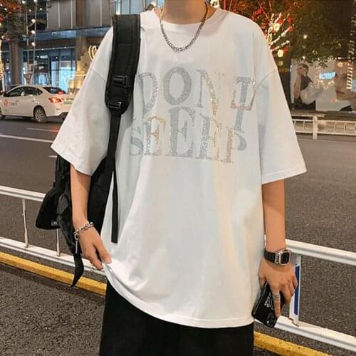Fashion Men 2021 Harajuku Style Tshirt Letter Printing Graphic Tees Men Streetwear Christmas Vacation Casual White Tshirts Loose