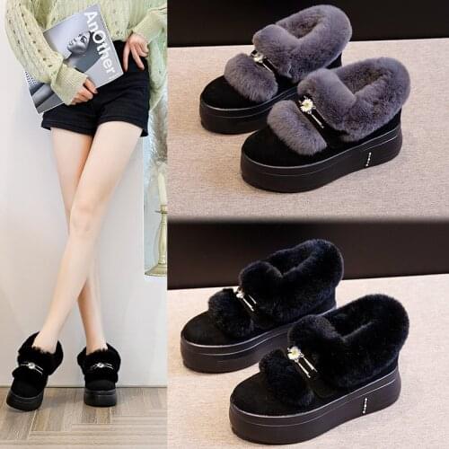 New snow boots womens 2020 leather plush shoes, winter plush cotton shoes, plush womens shoes