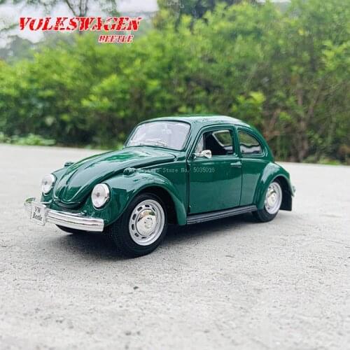 Maisto 1:24 Volkswagen-beetle classic simulation alloy car model crafts decoration collection toy tools gift