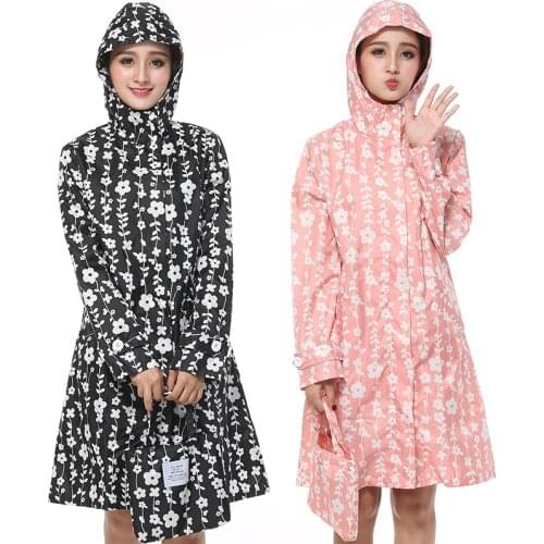 2021 New Flower Women Jacket Fashion Solid Rain Jacket Outdoor Plus Waterproof Hooded Raincoat Windproof Coats Jackets Famale