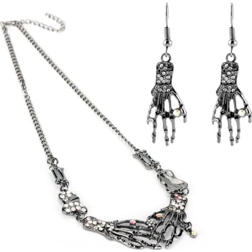 Halloween Trinket Necklace Skull Hand Shape Crystal Pendant Jewelry Female Male Choker Collier Cool Accessory Female Male Gifts