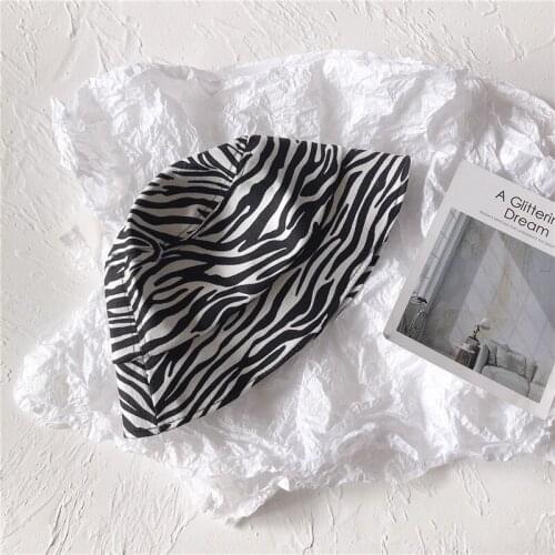 Leopard Animal Pattern Short Brim Fisherman Hat Fashion Summer Fisherman Bucket Hat Cute Sunscreen Basin Cap Hat UV Protection