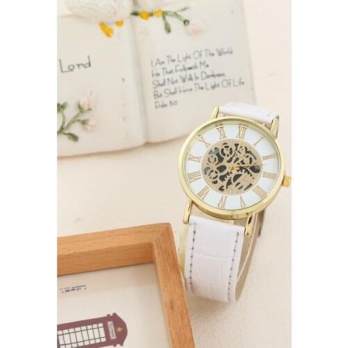 New Ultra-thin Fine Fashion Watch Burst Roman Pattern Hollow Couple Mens and Women Quartz Non-mechanical Bulk Items Wholesale