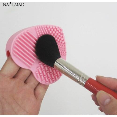 1pc Makeup Brush Cleansing Pad Cosmetic Silicone Cleaning Brush Pad Heart Shape Brush Cleanser Brush Egg