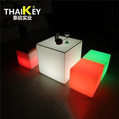 LED Bar Stool Luminous Cube SEAT 30CM Outdoor Luminous Furniture Creative Remote 16 COLORS Control Colorful Changing Side Stool