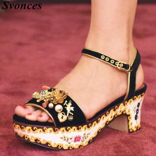 Svonces Women's Sandals