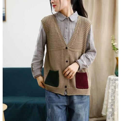 2021 Spring Single Breasted Indie Folk Sleeveless Vest Women Spliced Pockets Contact Color Loose Fashion Knitted Tops Female