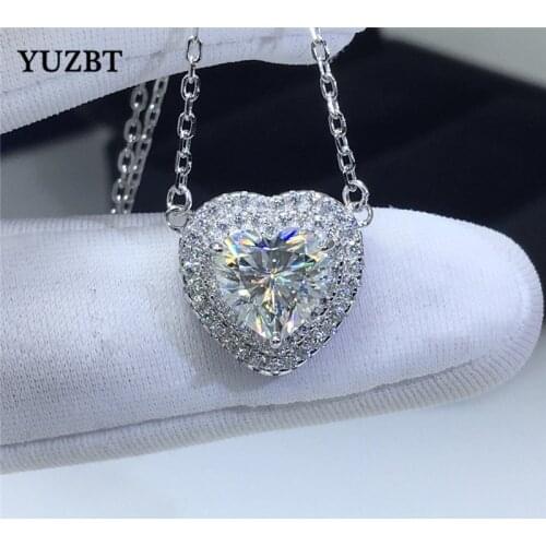 18K White Gold Plated Excellent Cut 2 Carat Gemstone Diamond Test Past D Color Heart Shape Moissanite Pendant Necklace for Women