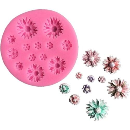 Daisy Chamomile Flower Silicone Mold Car Aromatherapy Epoxy Handmade Soap Candle Mold Diy Decoration Mold Cake Decorating Tools