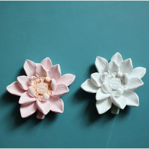 New Lotus Flower Shape Silicone Mold Handmade DIY Aromatherapy Gypsum Mold Diffused Stone Mold Baking Mold