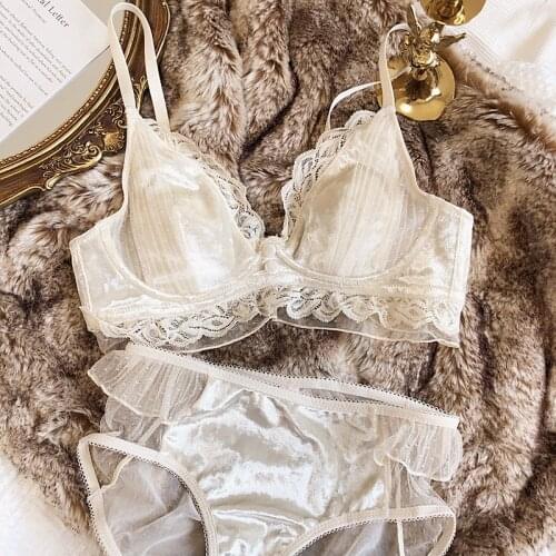 Wriufred Retro velvet lace bra set no steel ring triangle cup thin gather lingerie with underpants set sexy large size underwear