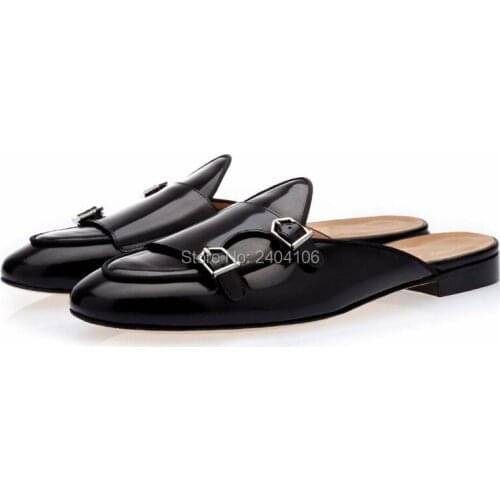 Buckle Decorated Man Slippers Fashion Male Shoes New Spring Summer Round Toe Shape Classic Outdoor Outdoor Flat Slippers