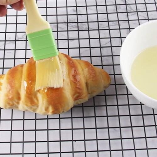 1Pcs Kitchen Accessories Pastry Brush Multifunction Food Grade BBQ Cake Brushes Basting Tools Plastic Handle Portable