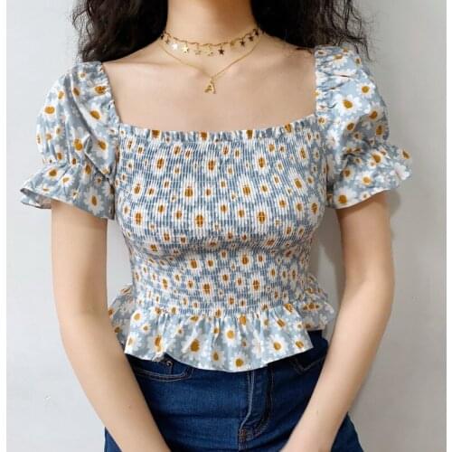 French trim pleated square neck short-sleeved shredded flwy mini-shirt with a womens lotus leaf hem shirt