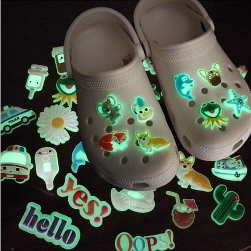 100-500pcs Dinosaur Weed Fluorescence PVC Shoe Charms Glowing in the Dark Shoe Decorations Luminous Medical Rainbow Ornament