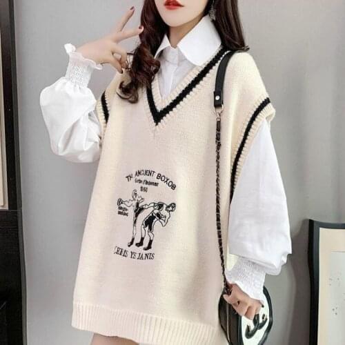 Spring and autumn new fashion sleeveless V-neck sweater vest women Korean loose knit pullover all-match blouse casual