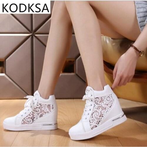 Women Wedge Platform Sneakers Rubber Brogue Leather High heels Lace Up Shoes Pointed Toe Height Increasing Creepers White Silver