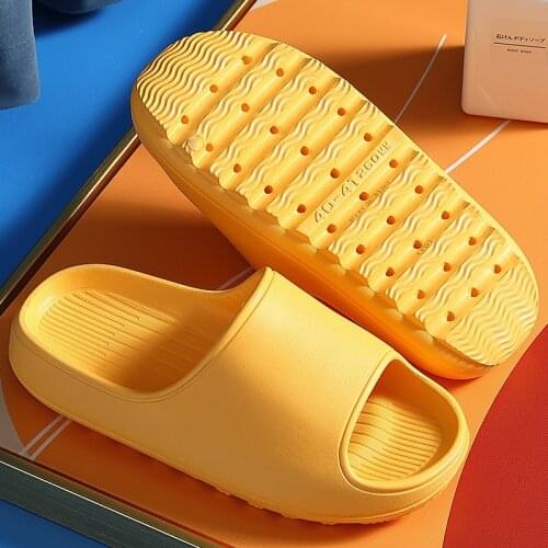 Thick Bottom Slippers for Women Summer Bathroom Slipper for Men Antiskid Couple for Indoor and Outdoor Wear Flip Flat Shoe
