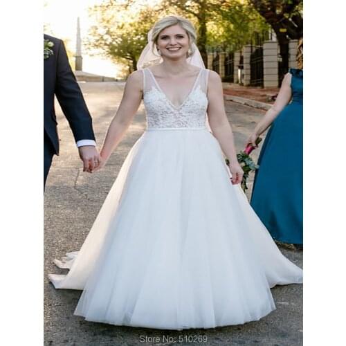 Cornaboutik Real Photos V Neck Ball Gown Wedding Dress Floral Lace Appliques Tulle Organza Bridal Gowns Custom Size Open Back