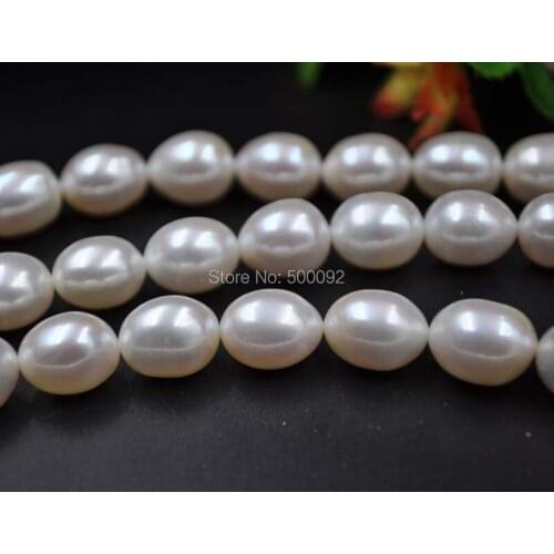 AAA wholesale 10.5-11mm white rice freshwater pearl strand 40cm