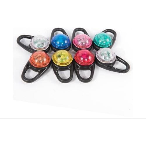2019 NEW Pet Dog LED Flash Light Toys Colorful Blinker Dog toy Safety Flashing Collar Clip Cat Night Light Buckle Flasing Blinki