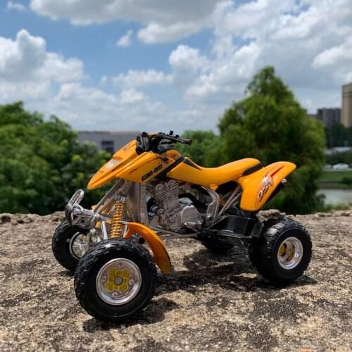 1:12 Bombardier 4X4 Four Wheel Off-road Vehicle All Terrain Motorcycle Metal Diecast Model Car Collection Ornaments