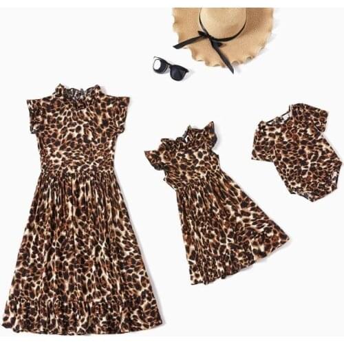 Summer Mama and Me Sisters Matching Outfits Fashion Lady Leopard Print Flying Sleeve Dress Mother Daughter Party Show Dresses
