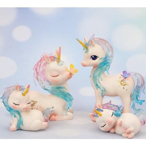 Loyuday Figures With Animals